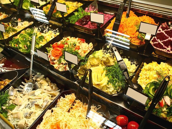 あえて近づきません！食費月3万円台の人が「節約のためにゼッタイに行かない場所」3つ