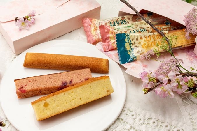 キルフェボン 「桜とチェリーのパウンドバトン」