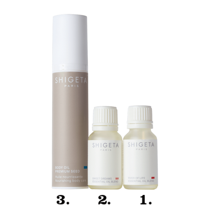 （右から）リバーオブライフ 15mL 7205円 心地よい眠りに誘う。スウィートドリーム 15mL 5995円 エッセンシャルオイルを混ぜて使うベースオイル。ベーシック ボディーオイル 50mL 3135円