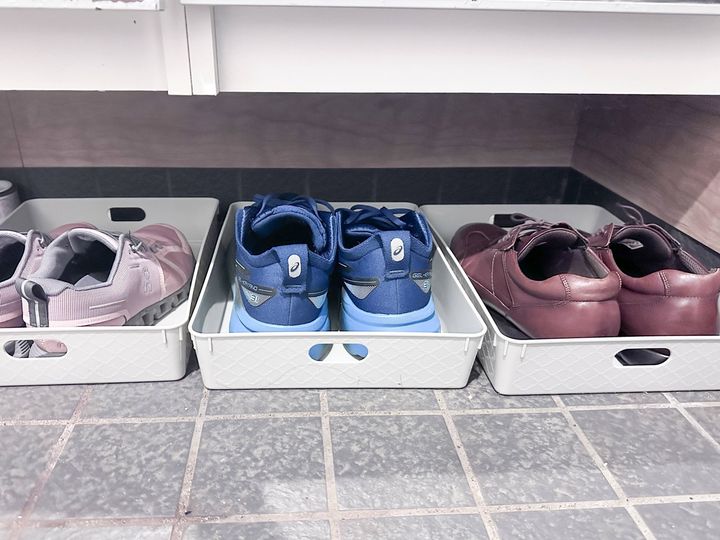 脱いだ靴はできれば24時間、靴箱に入れずに置いておく