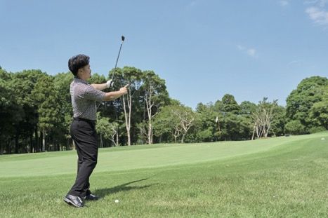 ボールを見て打つはNG？ミスなく確実に寄せつコツを解説