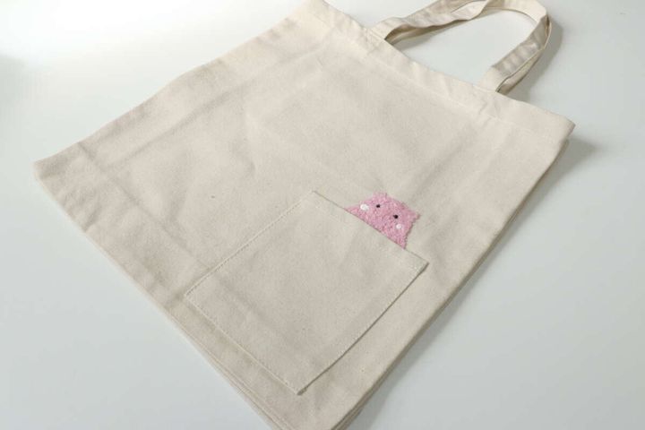 刺繍ボックストートバッグ（サメ、メンダコ）