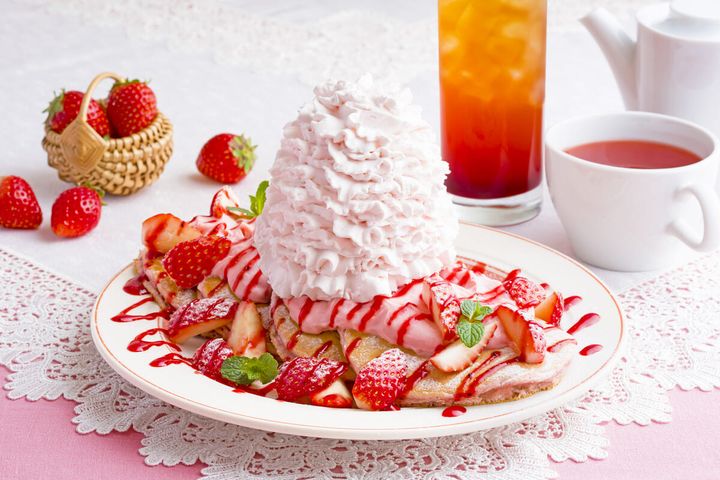 ストロベリークリームパンケーキ