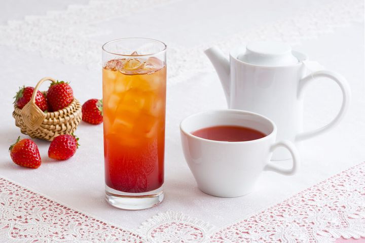 ストロベリーティー（[Hot or Iced）