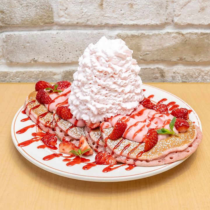 ストロベリークリームパンケーキ