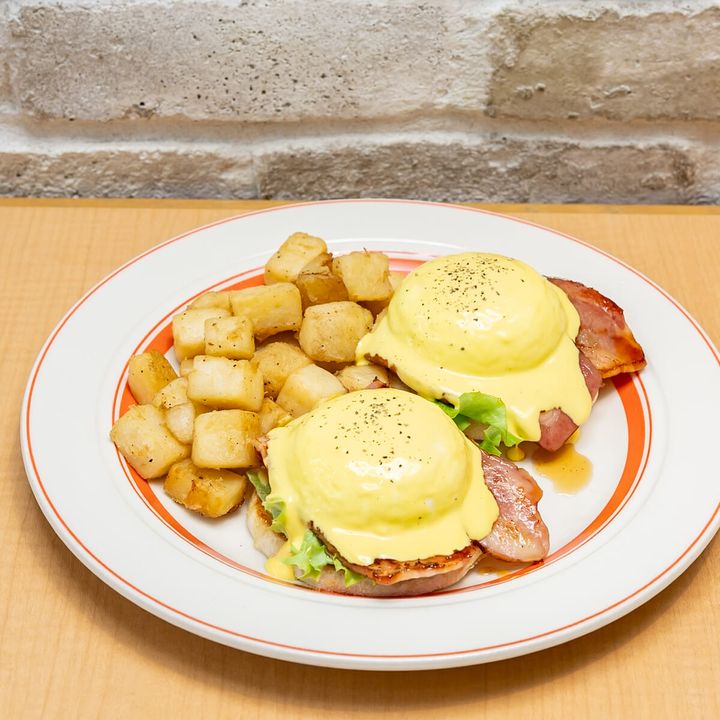 メープルベーコンのエグスンベネディクト3