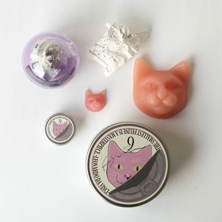 猫の日記念！竹炭使用の黒猫ソープ「9.kyuu ネコ缶SOAP《炭黒》」が数量限定で発売