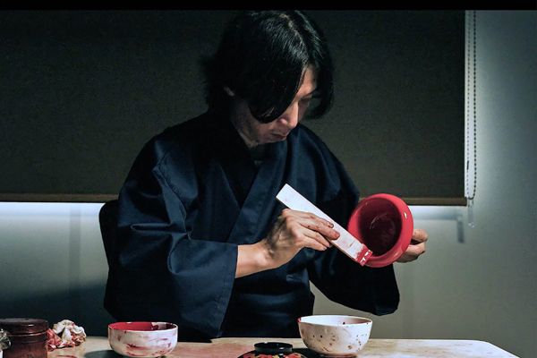 【東京都港区】ペット×日本の伝統工芸「PECOLO」から「PPP 輪島漆塗りフードスタンド」が登場