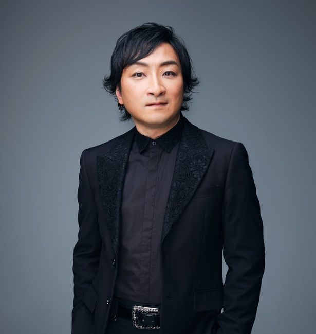 カニオ・意休役を務めるテノール歌手の樋口達哉さん