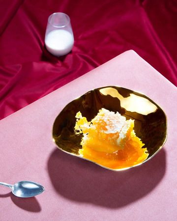 感性に触れる器。世界的リモージュ磁器ブランド「Sarah-Linda」が日本初上陸