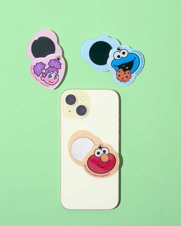 「スライドミラー」(各2090円)