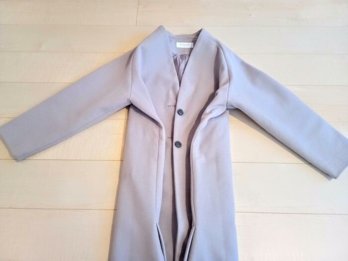 【ニットの型崩れ】はもう卒業！ハンガーにかけたときの「肩のポッコリ」を防ぐ裏ワザとは♪