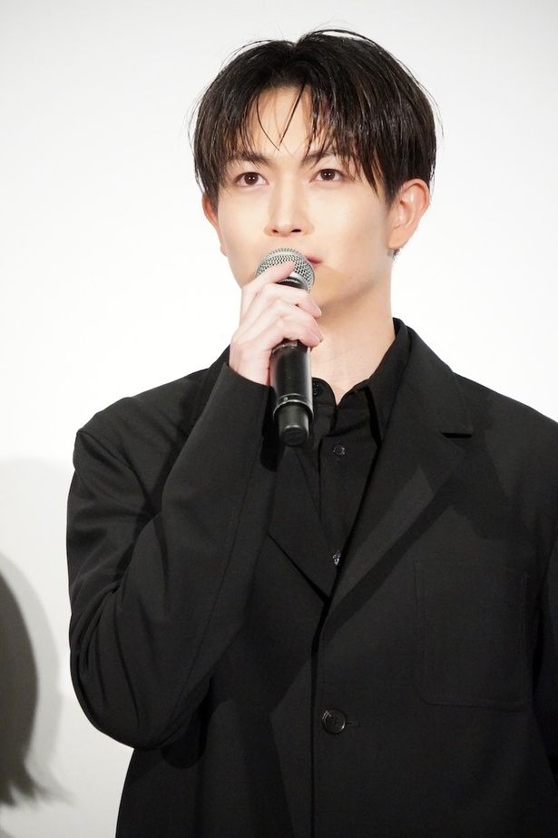 門田陽光役を演じた綱啓永