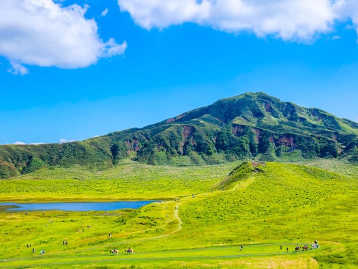 All About ニュース編集部が全国250人を対象に実施した「名前がかっこいい市」に関するアンケートの調査結果から、熊本県の市で「名前がかっこいい」と思う市ランキングを発表！ 2位「阿蘇市」を抑えた1位は？