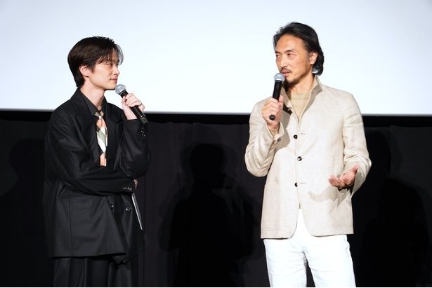 【写真を見る】映画『レンタル・ファミリー』の主演、ブレンダン・フレイザーの印象を語った平岳大、木村文