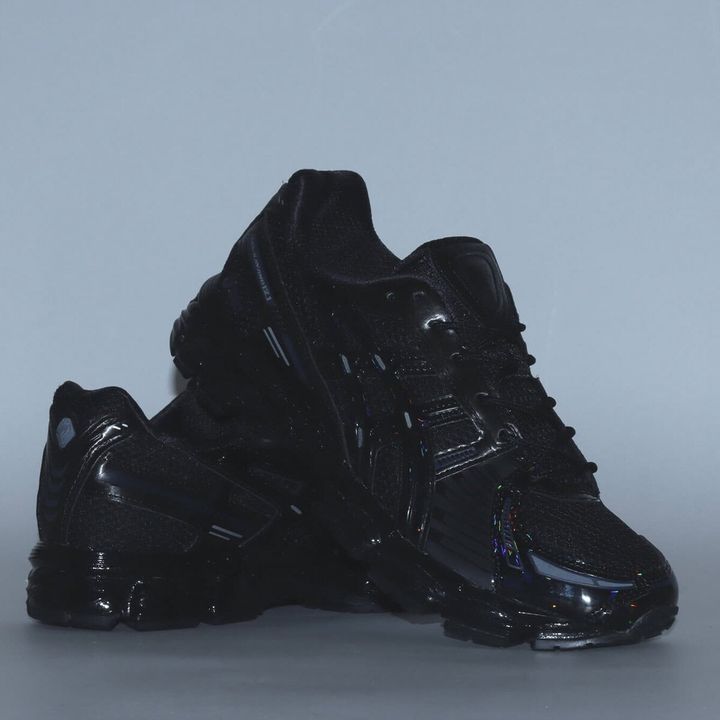 アシックス スポーツスタイルの「ゲル-カヤノ 12.1 アトモス “ラデン（螺鈿）”」¥28,600