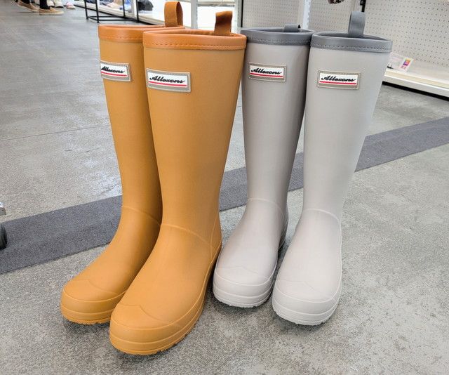 2色のレディースサファリライトレインブーツ