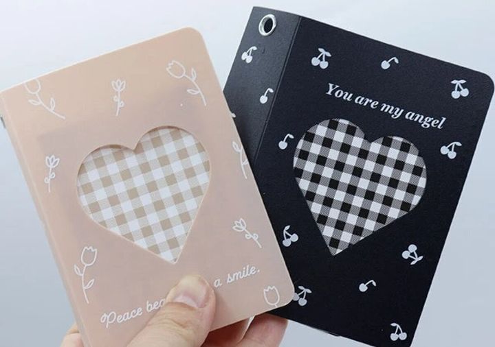 ダイソー 窓付きトレーディングカードファイル