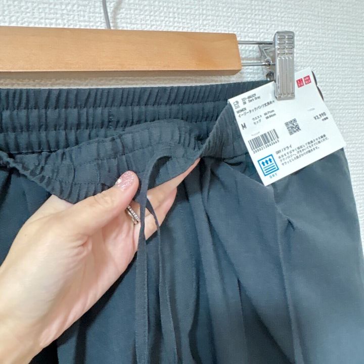 ユニクロイージータックパンツ ウエストゴム部分