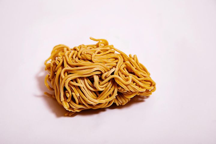 服部製麺所のローメン用「蒸し麺」