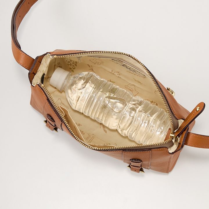 本革ショルダーバッグ 収納イメージ