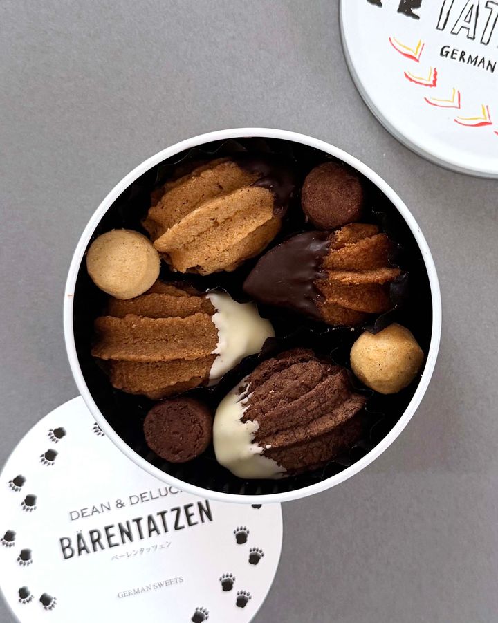 ホワイトデーギフト2026♡ 2000円以下で買えるセンスあるおしゃれなクッキー缶【ささやかですてきなもの 大谷有紀 vol.278】