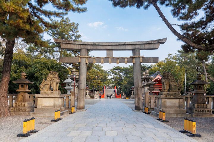 1800年の歴史を紡ぐ大阪「住吉大社」で、幸せを呼ぶ招福猫に願いを込めて