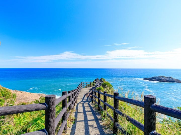 All About ニュース編集部が全国250人を対象に実施した「名前がかっこいい市」に関するアンケートの調査結果から、宮崎県の市で「名前がかっこいい」と思う市ランキングを発表！ 2位「日向市」を抑えた1位は？