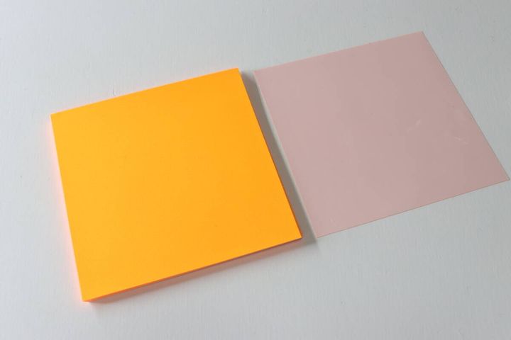 ダイソーの壁に貼れるふせん（50枚、オレンジ）の中身