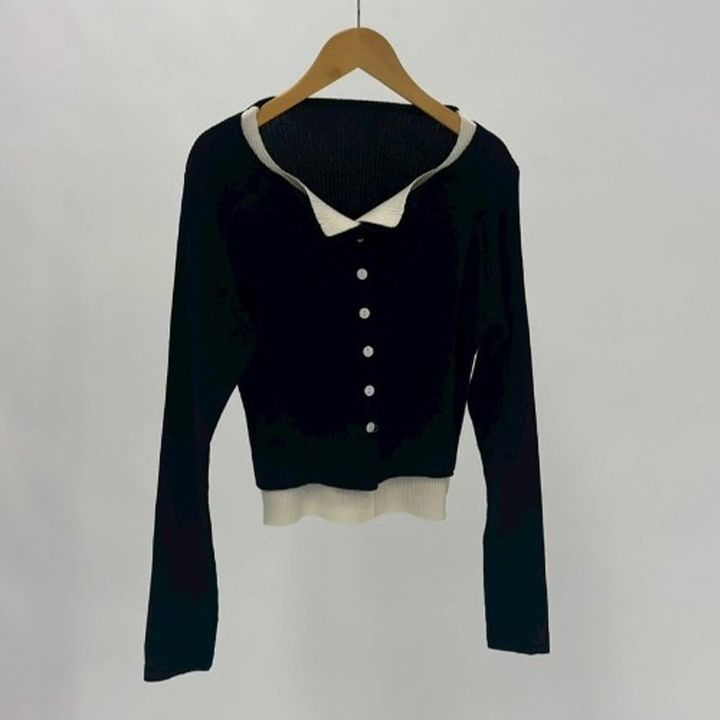 しまむらのコンパクトニットカーディガン（ATSUKO）