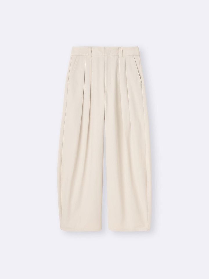 GUのチノタックバレルパンツ