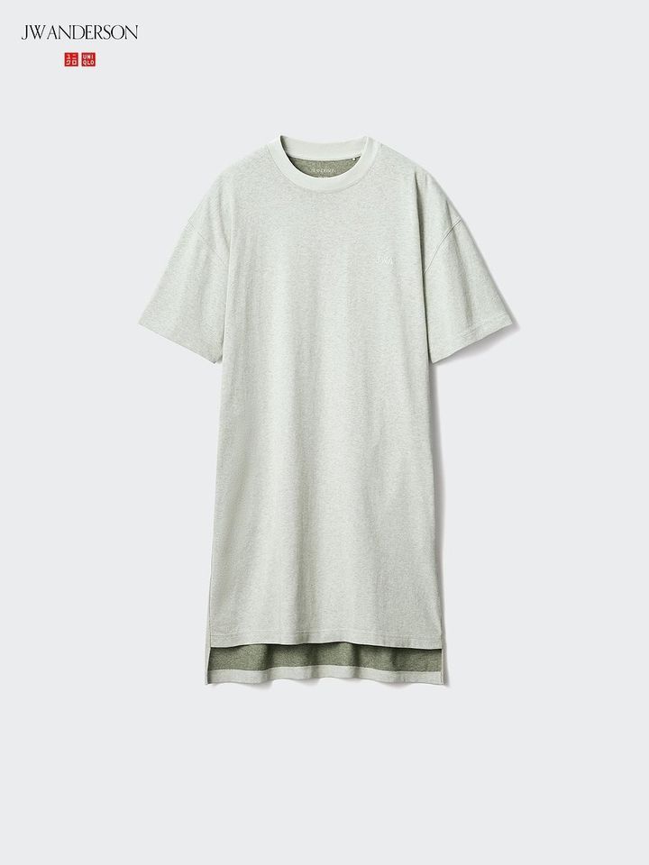 ユニクロのオーバーサイズバイカラーTワンピース