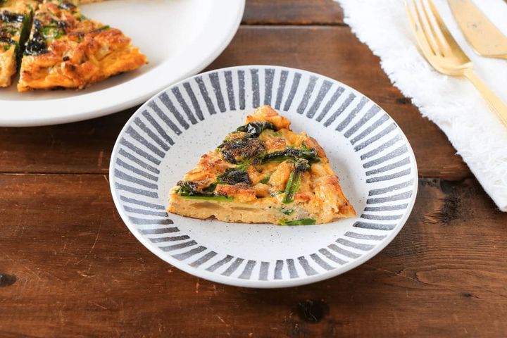 菜の花と鶏ひき肉のフリッタータ