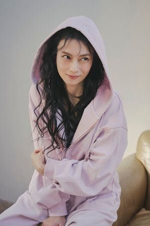 柴咲コウさんの「LOOK BOOK第9弾」公開＆MES VACANCESの『26SS新作アイテム』が販売