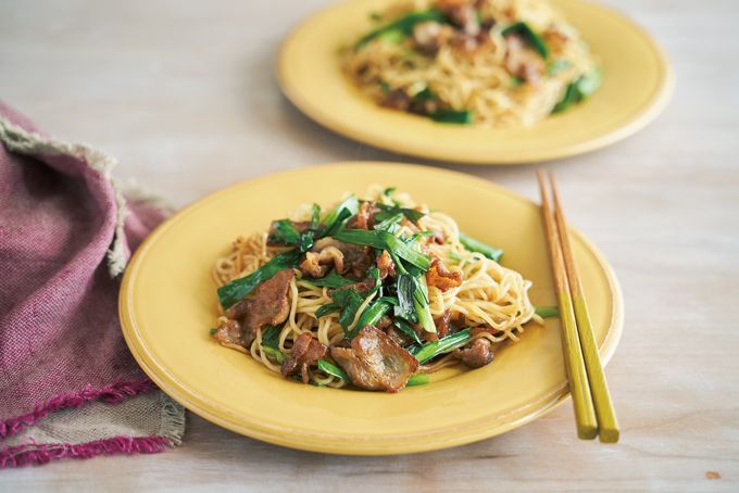【しょうゆひとつで！】焼きそばもしょうゆのみ！「豚バラとにらの焼きそば」のレシピの画像1