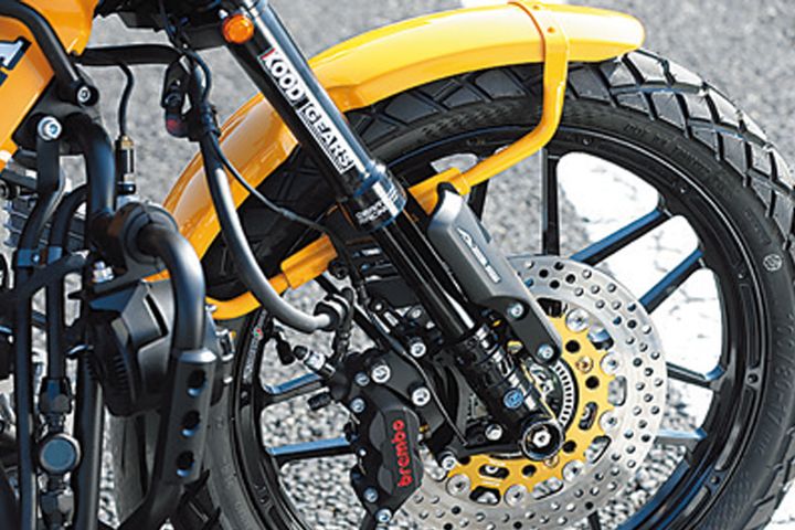 【CT125カスタム】倒立フォークにゲイルスピード！ターメリックイエローの「究極ハンターカブ」に迫る