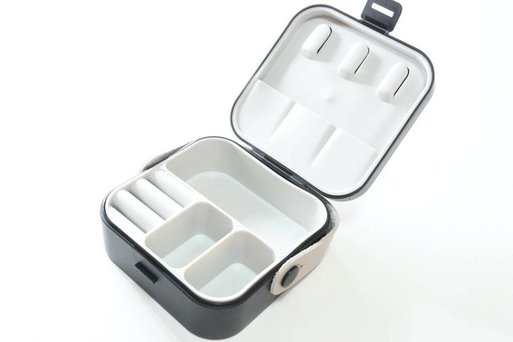 アクセサリー収納ボックス（外せるタイプ） 内装