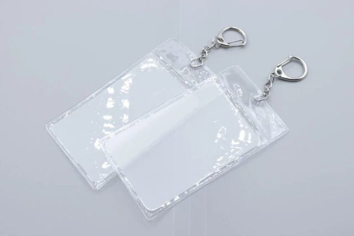 ダイソーのチェキ用キーホルダー 2P