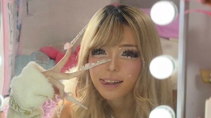 【写真・画像】「気になる人を落としたい」現役ギャル社長、自身の激変姿に「ちょっと待って、誰！？」 1枚目