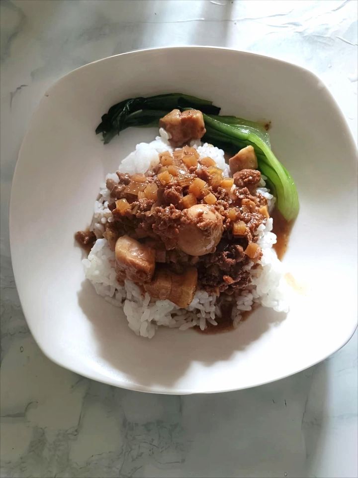 無印良品「ごはんにかける ルーロー飯」