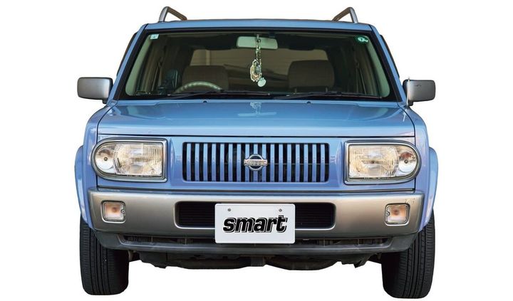 ファッションデザイナー・ULALAさんのベストバイ NISSANのラシーン