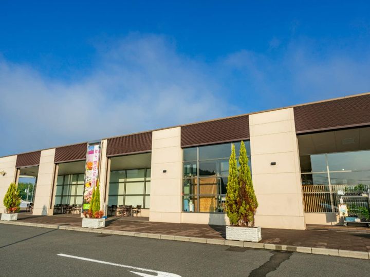 All About ニュース編集部が全国211人を対象に実施した道の駅に関するアンケートの調査結果から、お土産が充実していると思う「広島県の道の駅」ランキングを発表！ 2位「世羅」を抑えた1位は？