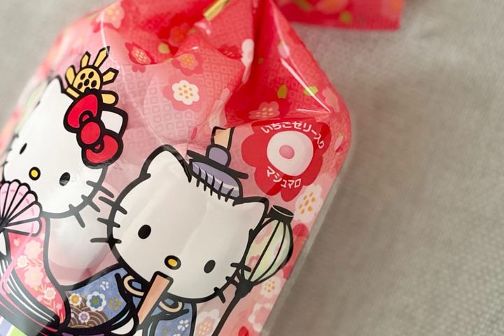 甘酸っぱい香りと味が華やか【ハローキティ】ひな祭り向け数量限定お菓子