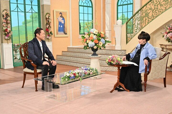 【写真・画像】注射前のアルコール消毒確認に「飲めるほうです」 銀婚式を迎えたはなわ、愛妻の“最強天然エピソード”を歌で披露 2枚目