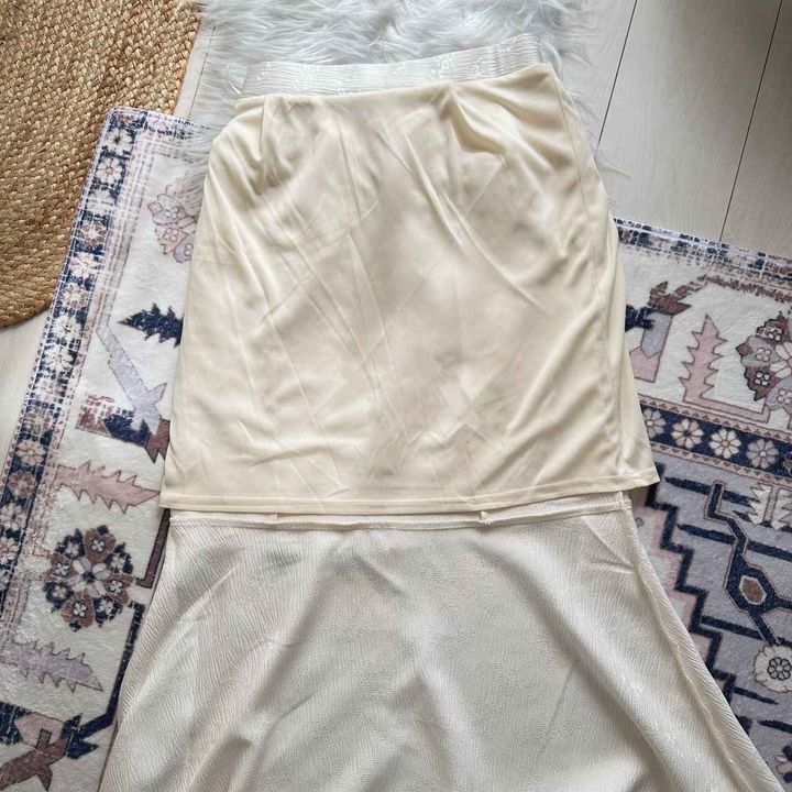 画像: 裏地付きで安心して穿ける1枚