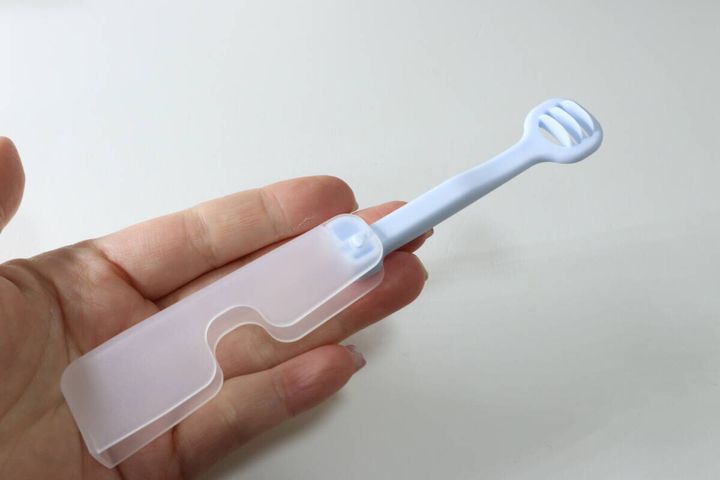 セリア折りたたみ舌クリーナー樹脂製