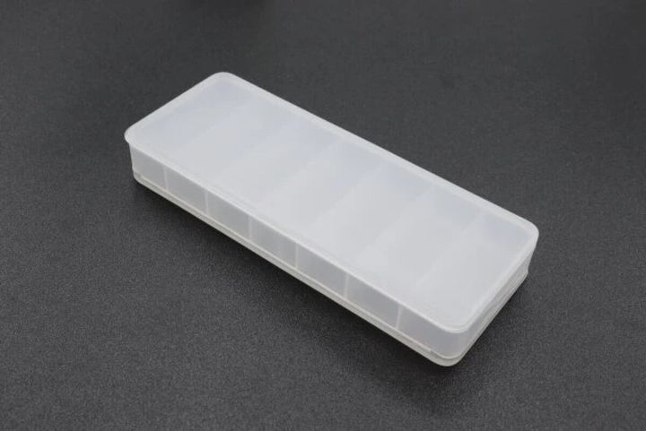 ダイソー おくすりケース（抗菌、14マス）