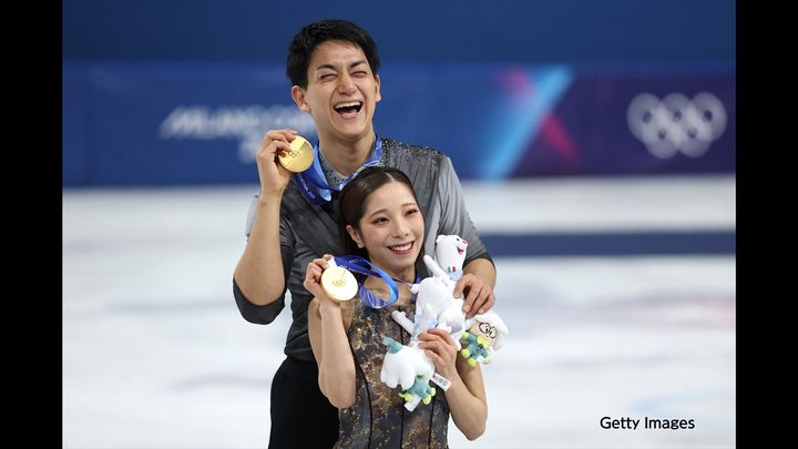 『NHKスペシャル 絆でつかんだ金メダル りくりゅう▽独自取材！大逆転の舞台裏』より （C）NHK width=