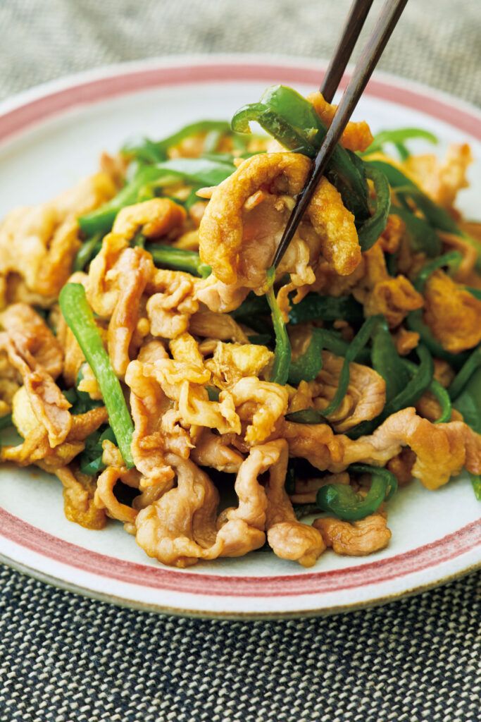 油揚げ入りの青椒肉絲