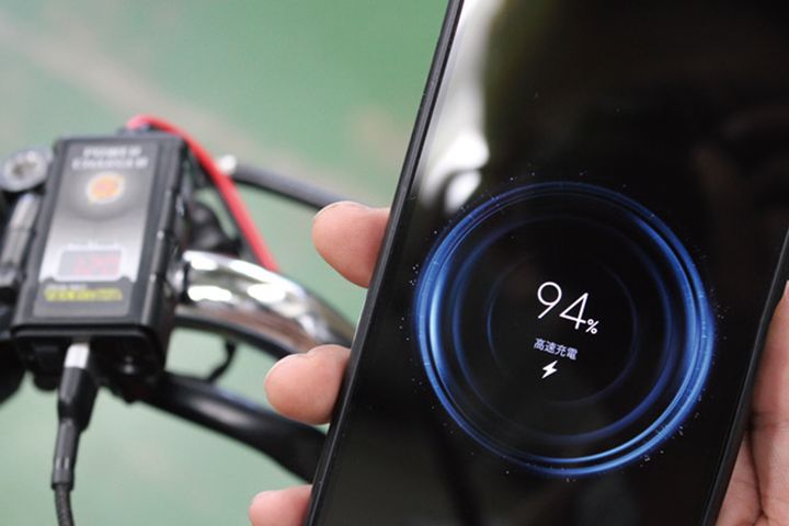 【バッテリーメンテナンス】冬の始動不可を防ぐ！SP武川製バッテリー＆USB増設で愛車を電脳化